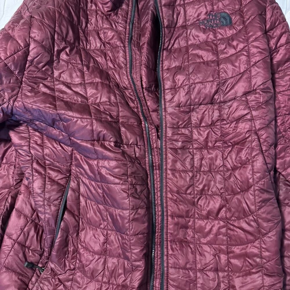 Mens northface thermoball eco jacket size mens 2xl (Purple)